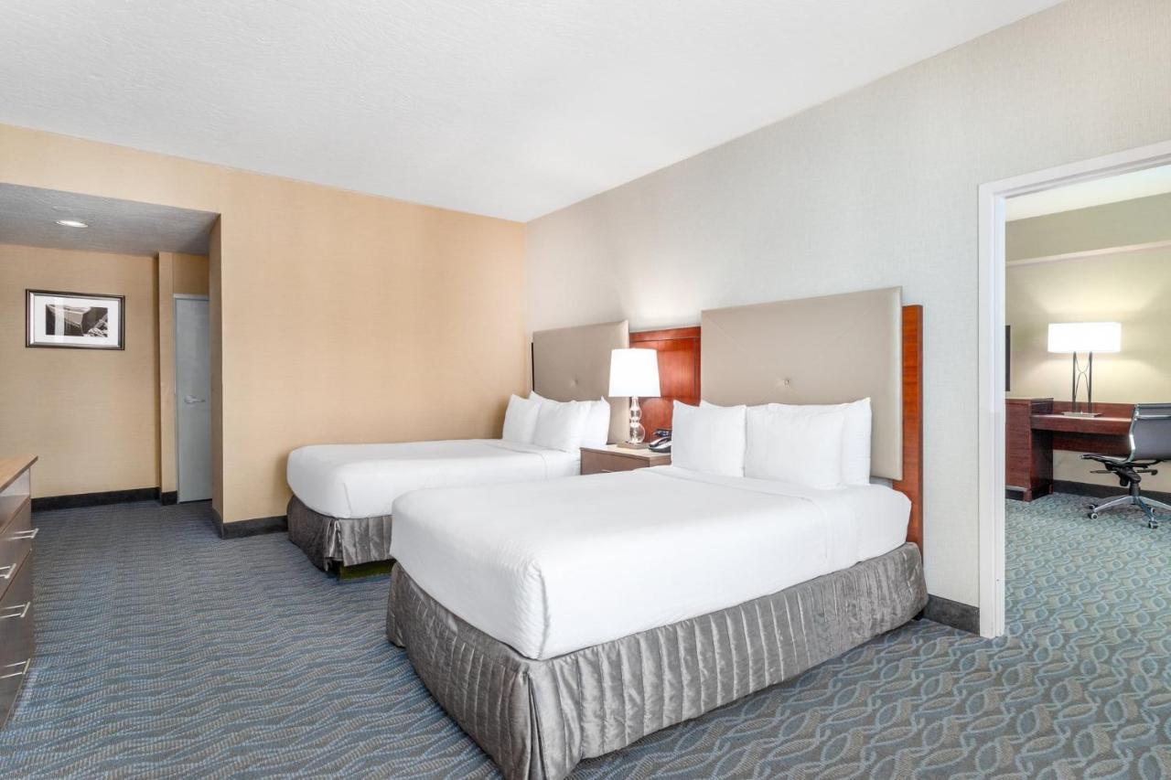 Crowne Plaza Angeles Harbor By Ihg Hotel
