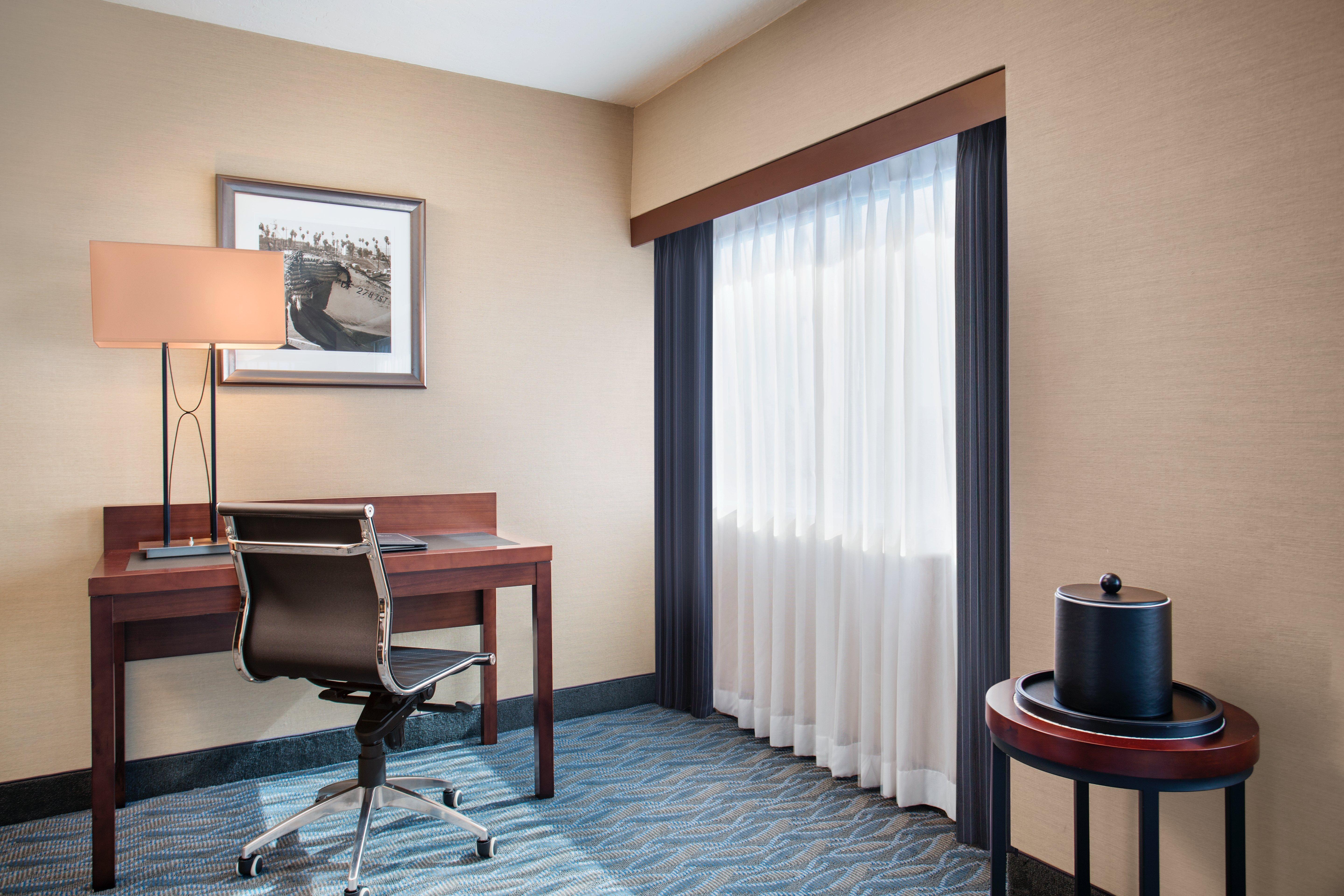 Crowne Plaza Angeles Harbor By Ihg Los Angeles