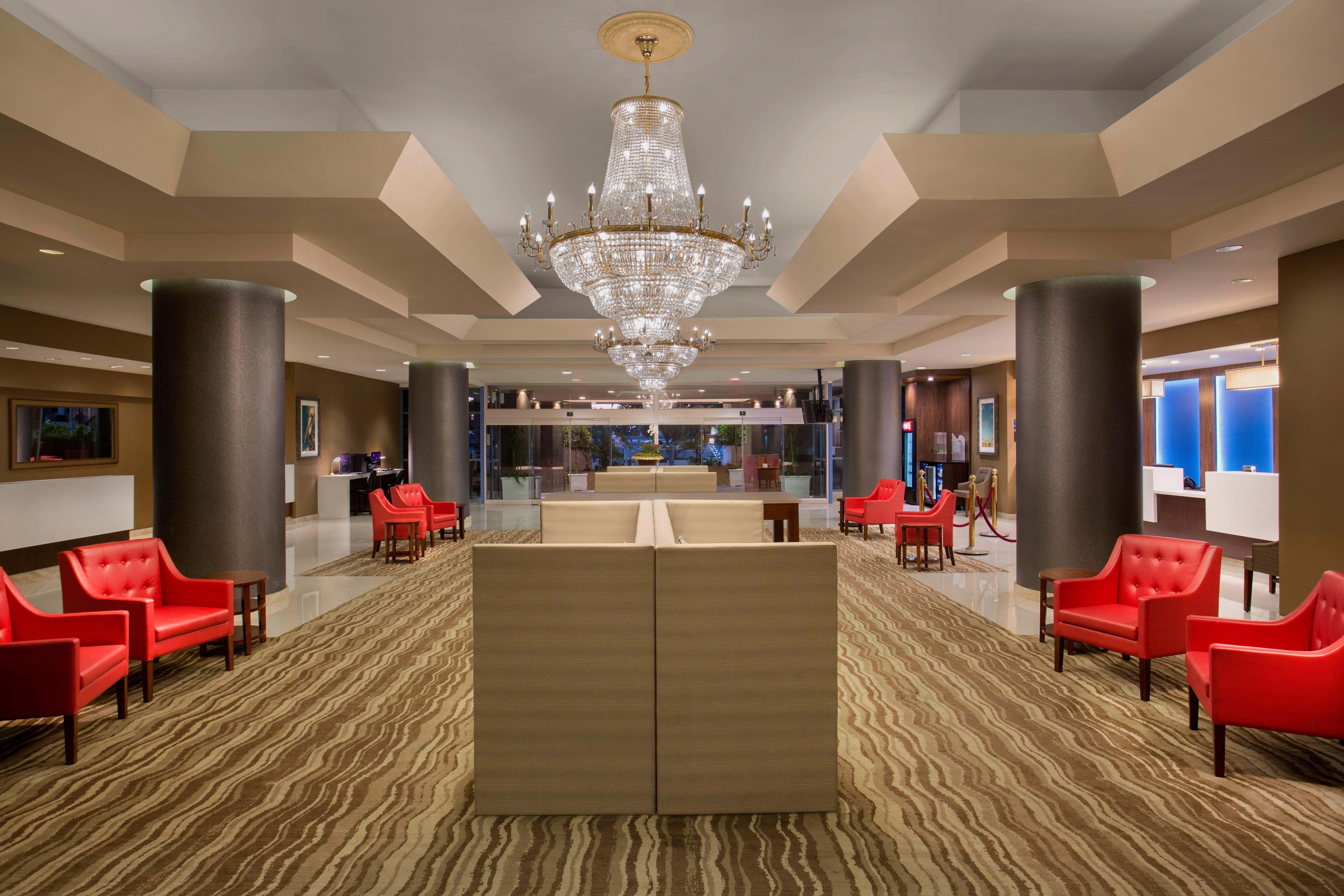 Hotel Crowne Plaza Angeles Harbor By Ihg Los Angeles