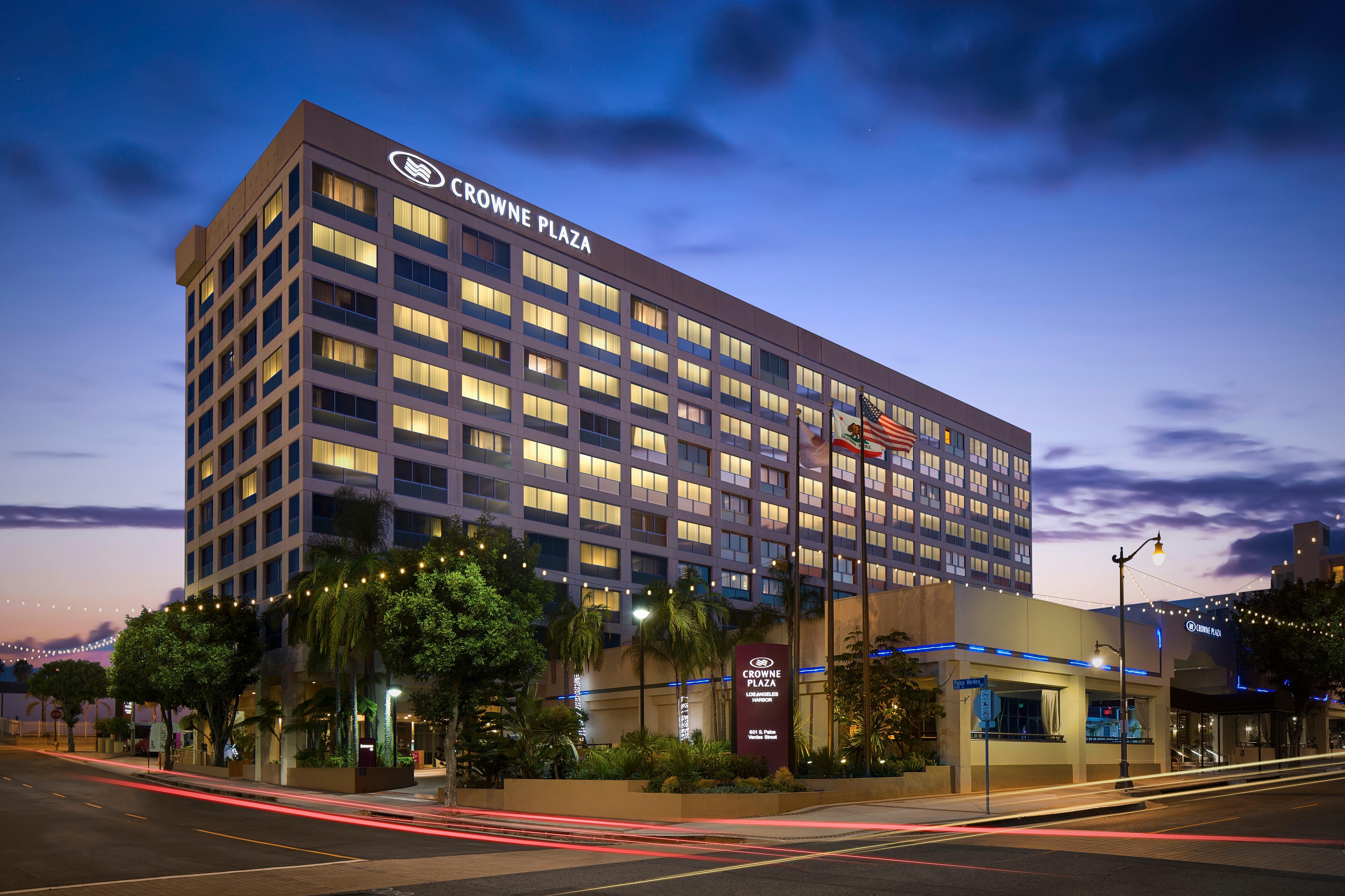 Hotel Crowne Plaza Angeles Harbor By Ihg